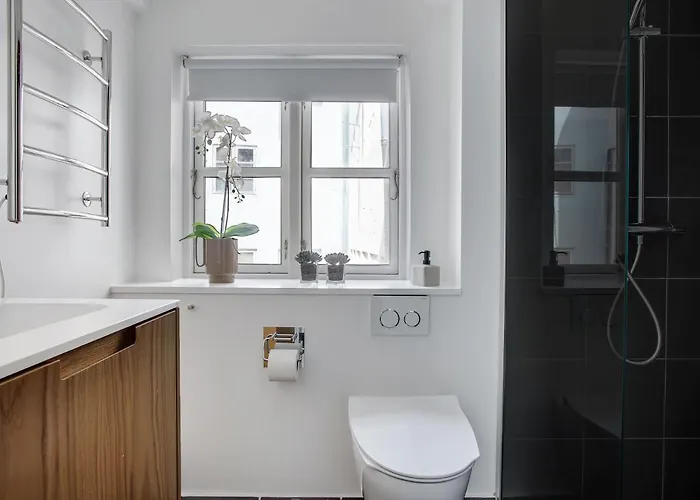 Regent 2- Endearing 1-bdr In Centre Of Daire